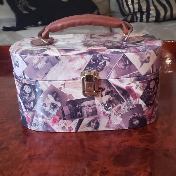 Other - Victorian print make-up/accessories storage kit